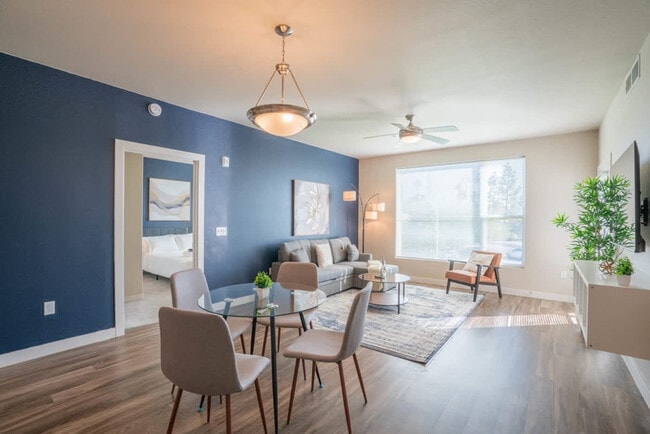 Building Photo - 1890 S Country Club Way Unit ID1263109P