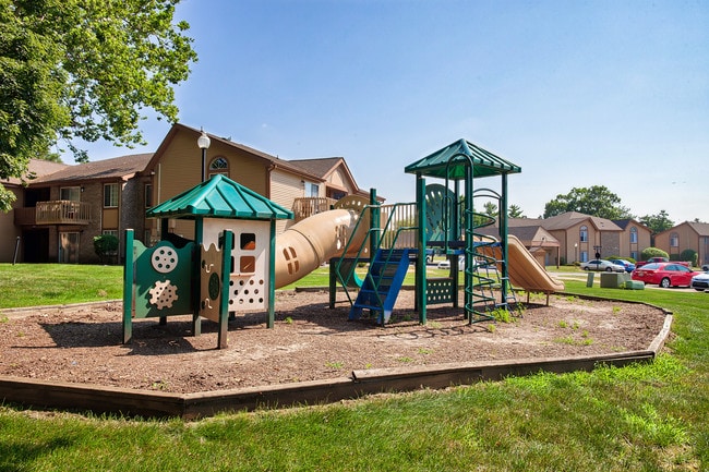 Photo - Cross Creek Apartments
