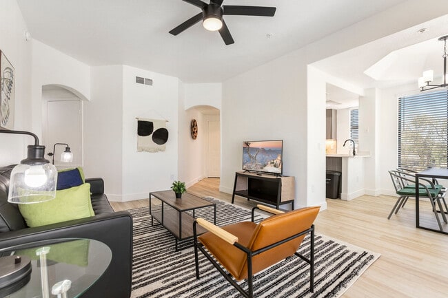 Photo - 15608 N 71st St Unit ID1035261P