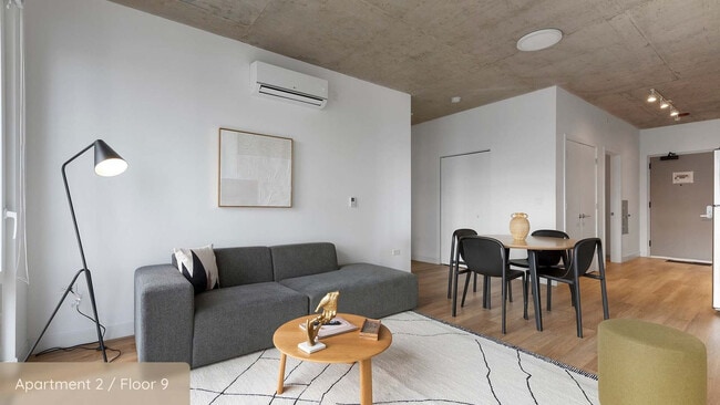 Photo - 853 W Blackhawk St Unit ID1243849P