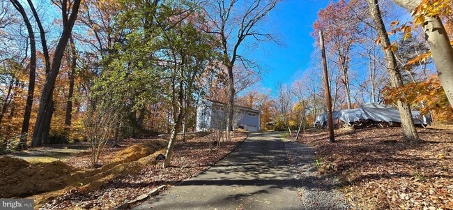 Photo - 7613 Locust Ln