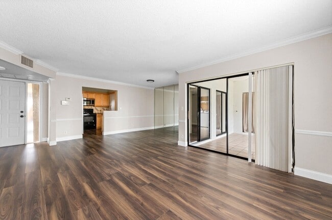 Photo - 3757 Cocoplum Cir