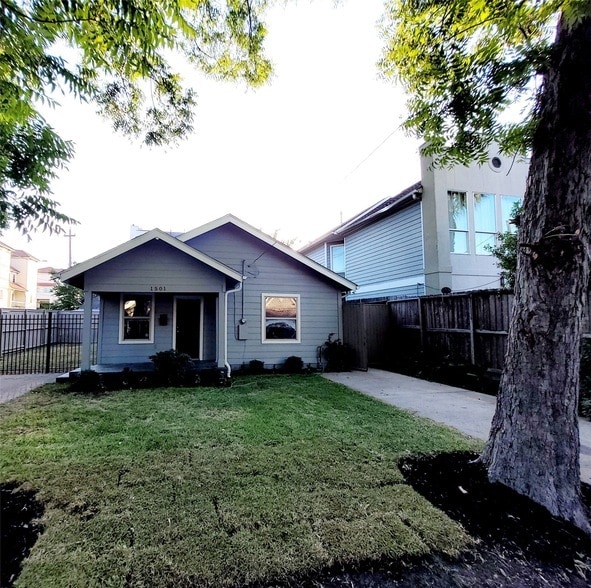 Photo - 1501 Asbury St