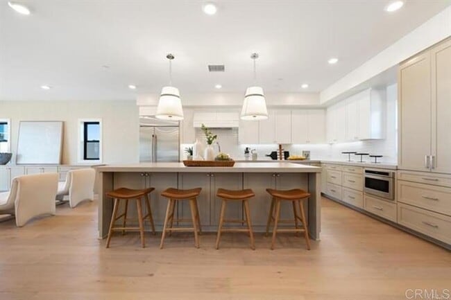 Photo - 3755 Adams St