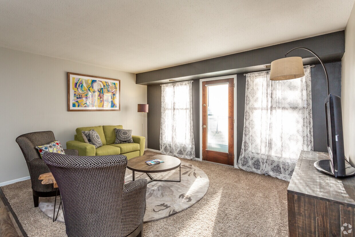 Floor Plan - 2BR LR