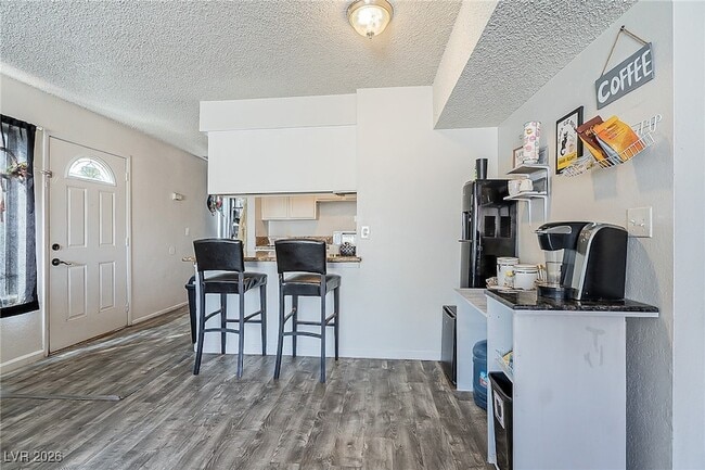 Photo - 5168 Garden Ln