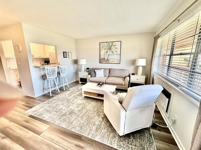 Photo - 47 Salisbury B