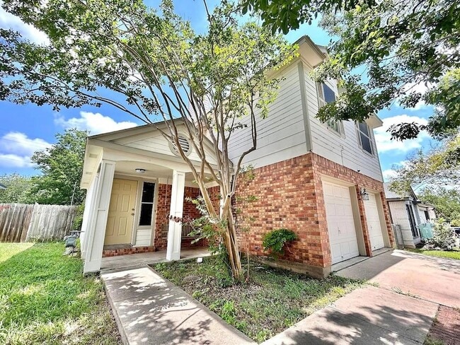 Photo - 806 Minturn Ln