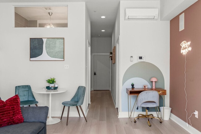 Photo - 826 N Broad St Unit ID1346820P