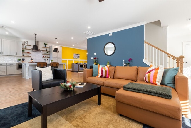 Photo - 2801 Bancroft St Unit ID1051234P