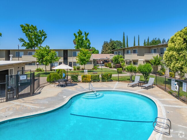 Aerial - Sahara Apartments