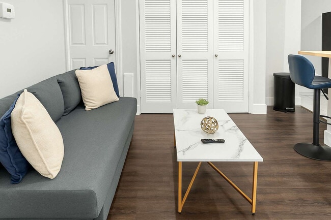 Photo - 128 Bainbridge St Unit ID1055784P