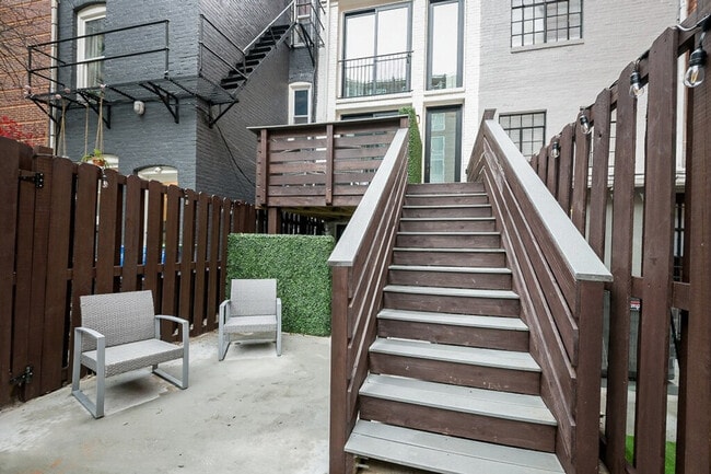 Photo - 1504 Q St NW Unit SI ID1513884P
