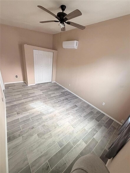 Photo - 3719 Meadowbreeze Dr