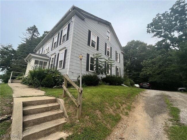 Building Photo - 5466 S Ridge Rd Unit 2