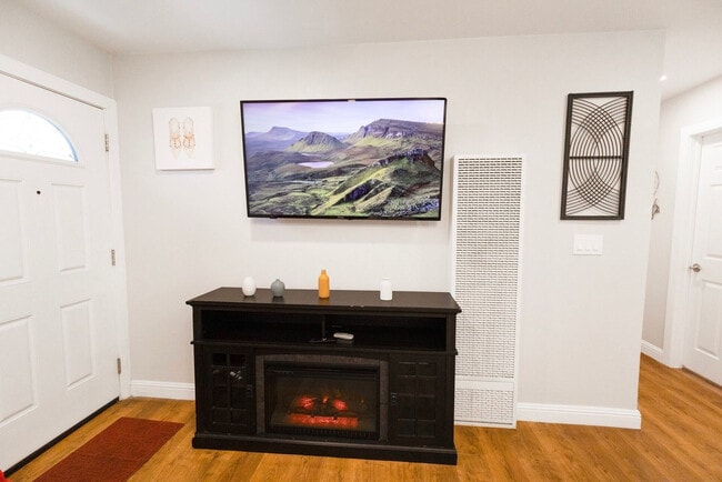 Photo - 1063-67 Gillespie Dr Unit SI ID1471801P