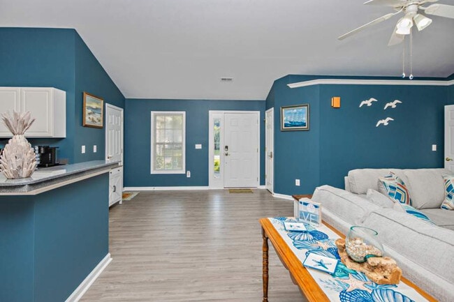 Building Photo - 255 Melody Gardens Dr Unit ID1284301P