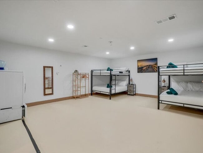 Photo - 2017 Meadow Lark Unit ID1056404P