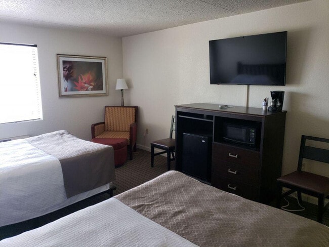 Building Photo - 245 Jess-Jo Pkwy Unit ID1267947P