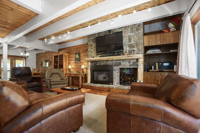 Photo - 2750 Crosstimbers Trail Unit SI ID1564291P