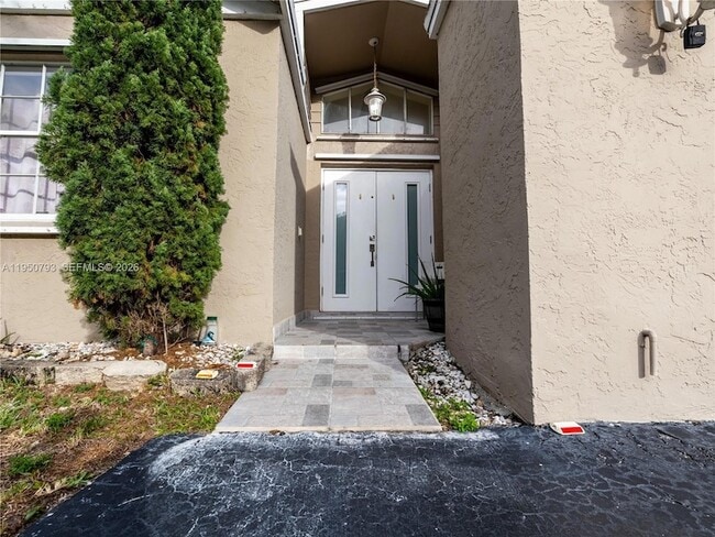 Photo - 206 SW 159th Way