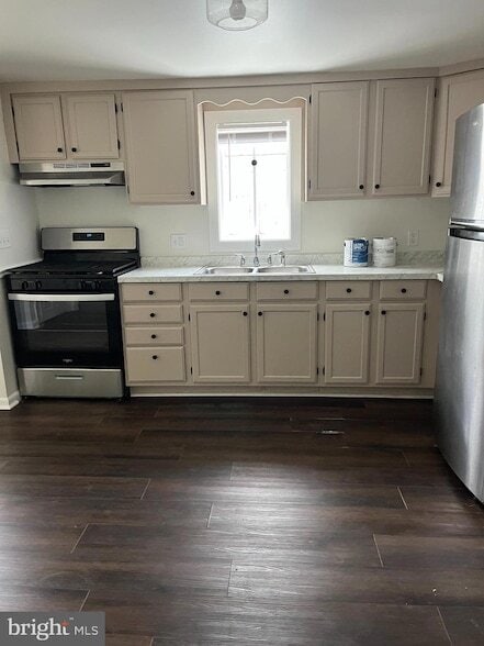 Photo - 218 Elizabeth St