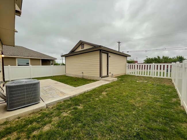 Photo - 108 Cane River Rd