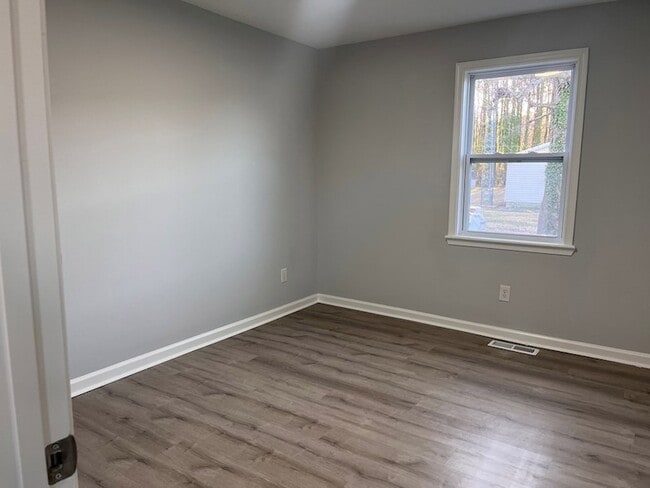 Photo - 9448 Hospital Ave