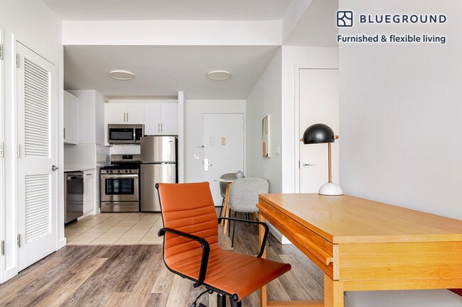 Photo - 556 3rd Ave Unit SI FL8-ID1804