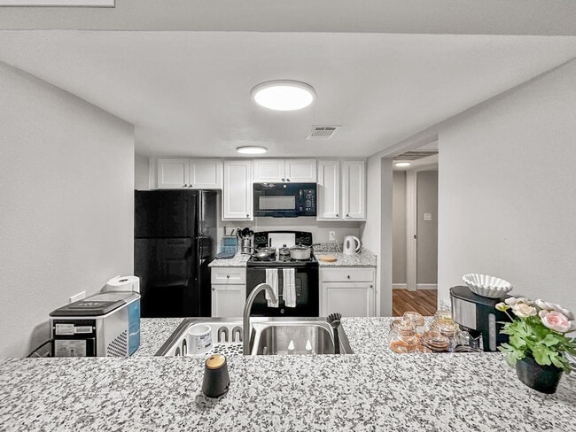 Photo - 16951 Addison Rd Unit SI ID1507124P