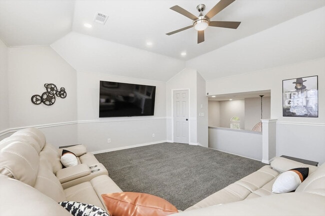 Photo - 2008 Vista Dr Unit ID1376585P