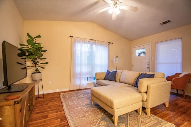 Photo - 1817 Lipscomb St