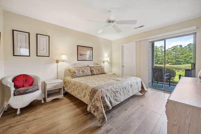 Photo - 22 Greenbriar Ave Unit SI ID1253400P