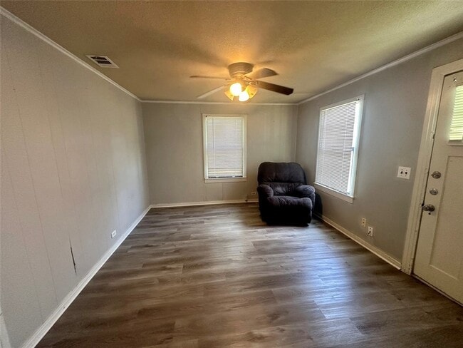 Photo - 309 S Bell St