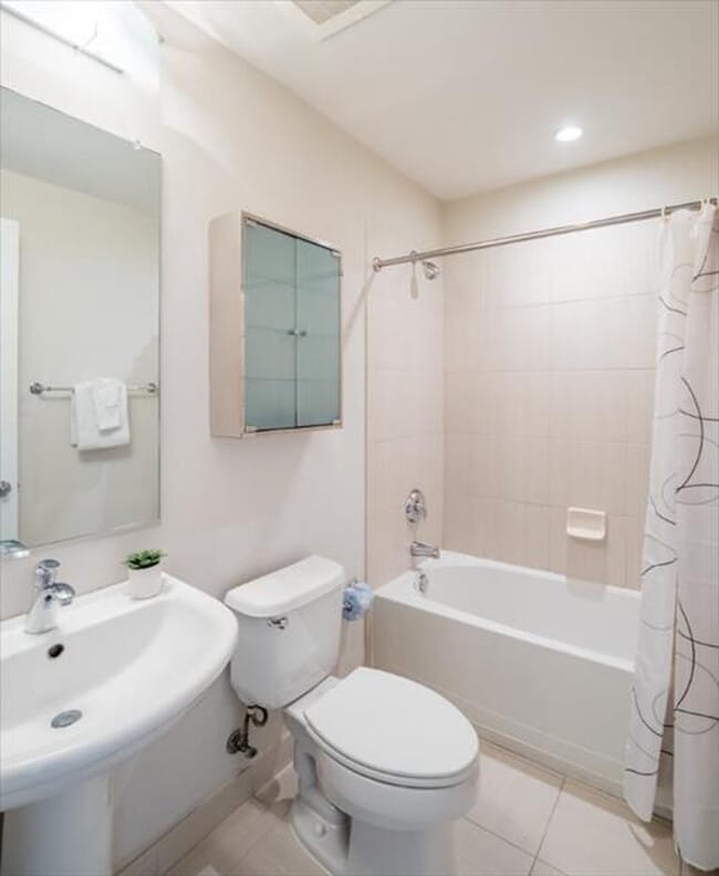 Photo - 1456 H St NW Unit SI ID1039927P