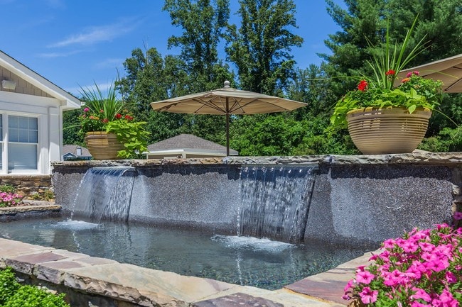 Photo - Seasons at Biltmore Lake Condominiums