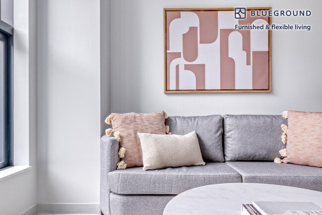 Photo - 808 W Van Buren St Unit SI FL6-ID532