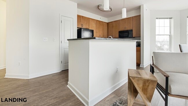 Photo - 909 Mansion Dr Unit 760-302