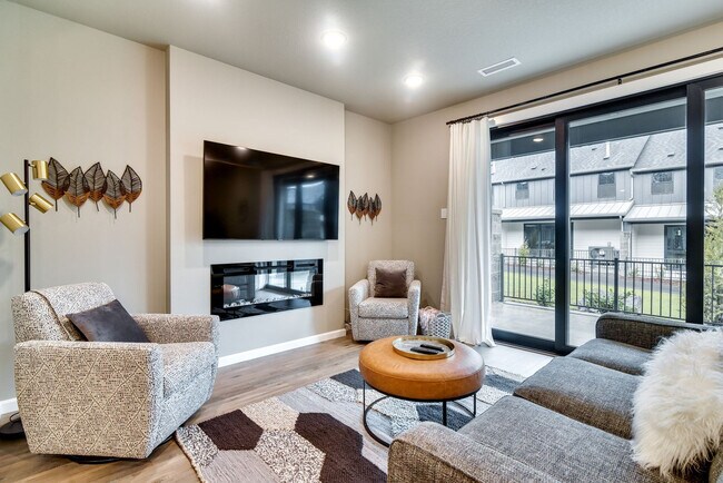 Building Photo - 6816 NE 131st Way Unit SI FL1-ID1546002P