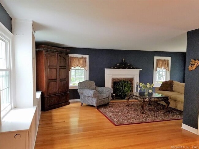 Photo - 111 North St