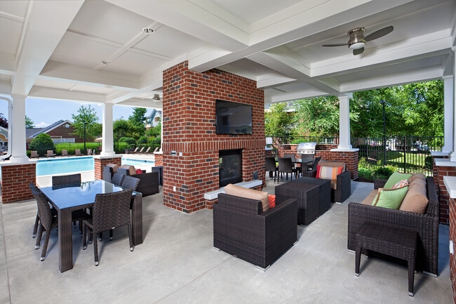 Summerhouse with Fireplace, TV, and Grills - Addison at Wyndham