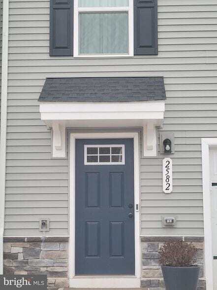 Photo - 2582 Laurel Pk Dr