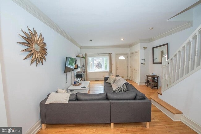 Photo - 2822 Ogden St