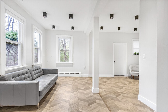 Photo - 3 Coleman St Unit ID1328121P