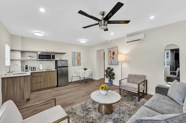 Building Photo - 3020 Seville St Unit SI ID1503974P