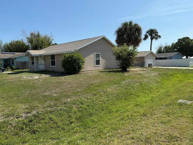 Photo - 5014 Palm Dr