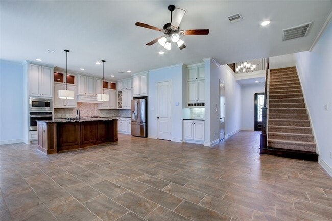 Photo - 30 Daffodil Meadow Pl