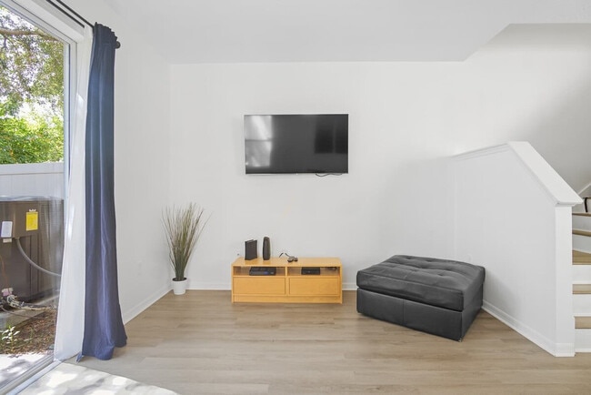 Photo - 2650 N Old Lake Wilson Rd Unit ID1094218P