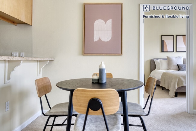 Photo - 853 Commodore Dr Unit FL5-ID622