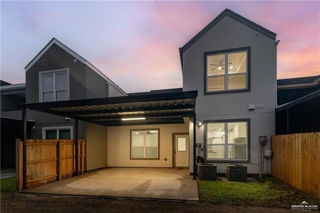 Photo - 5604 N Crown Point